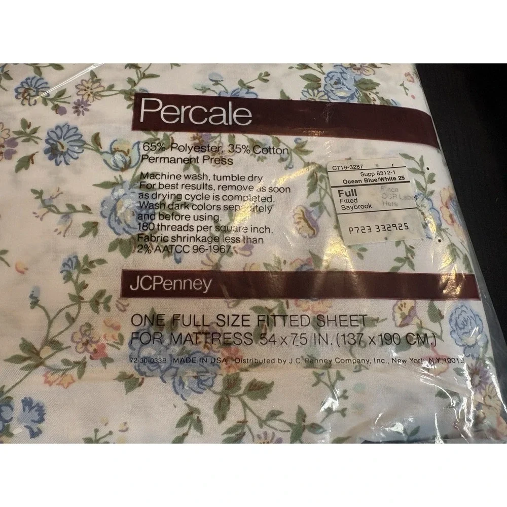 Vintage J.C. Penney Saybrook Sheet Set With Pillow Cases